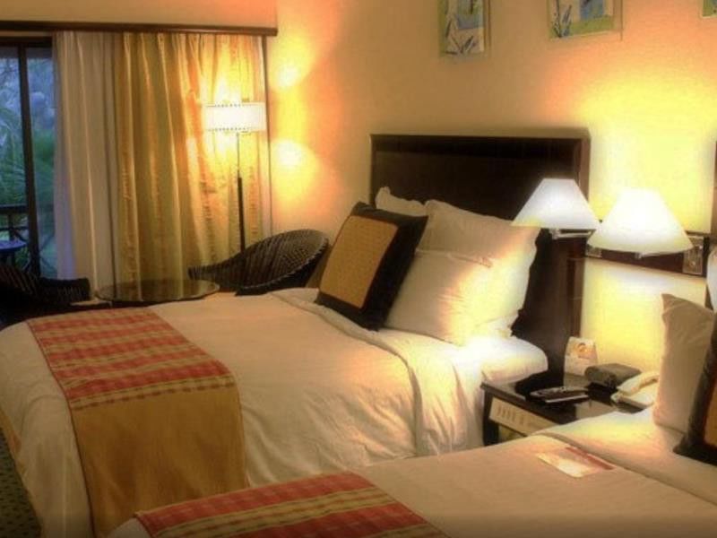 Miri Marriott Resort&Spa Exterior foto A room at the hotel