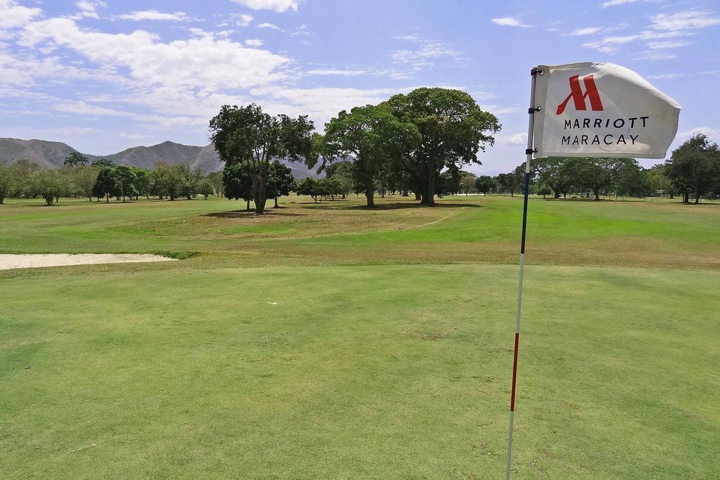 Miri Marriott Resort&Spa Exterior foto Golf course at the resort